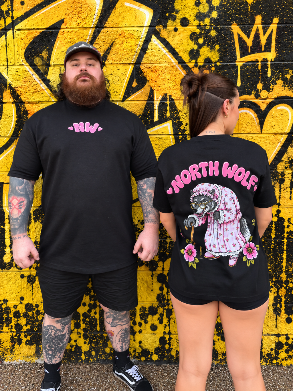 Big Bad Granny Wolf: Heavy Tee - Pink